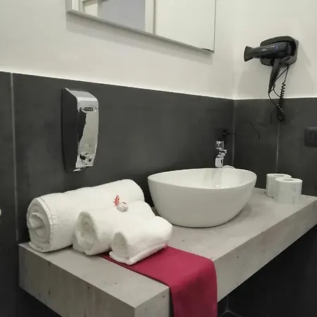 Caba Oda ve Kahvaltı Napoli